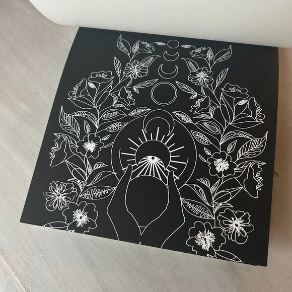 NWOT Brea Reese Scratch Art Paper Pad Kit, 8" x 8", Celestial Skies 12 pages - Picture 7 of 12